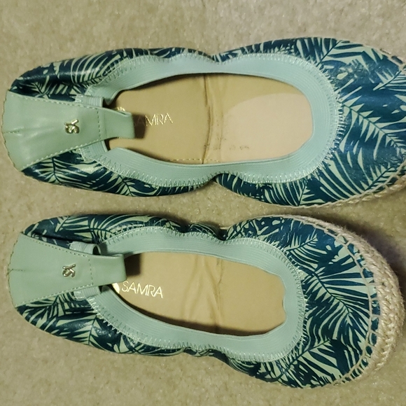 Size 8 Yosi Samra Flat